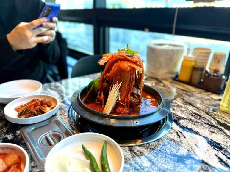 청년감자탕순대국 양산사송점 이미지