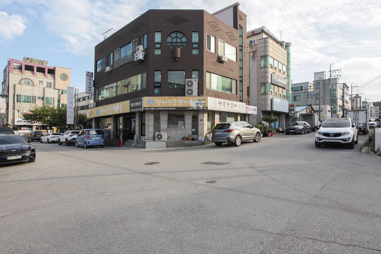 황금버섯백숙 이미지