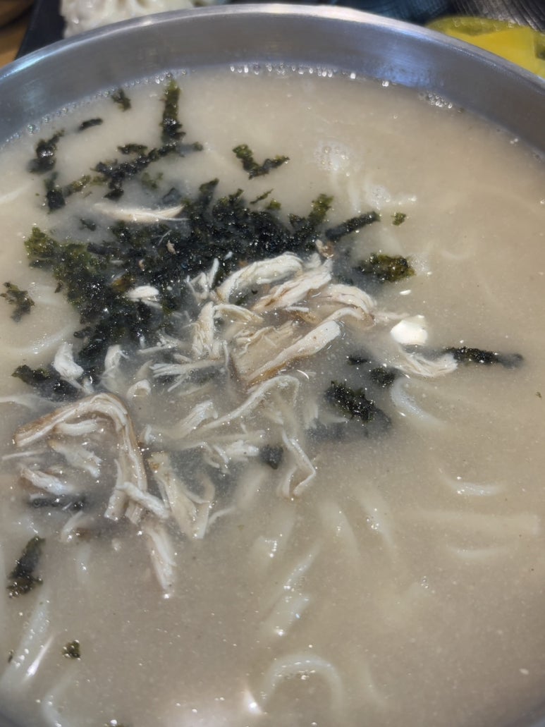 남지닭칼국수 이미지