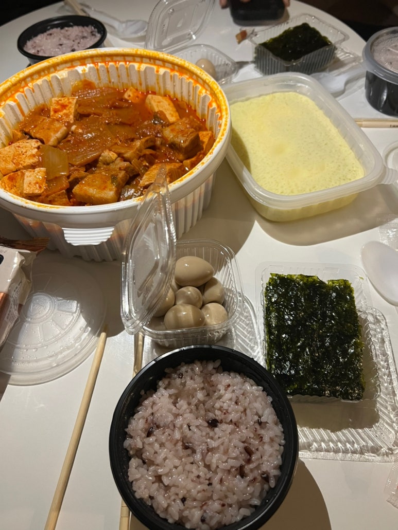 김치찜에 진심 이미지