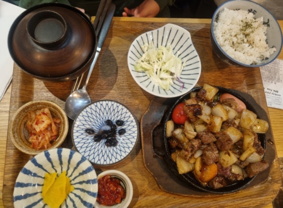 모모정 이미지