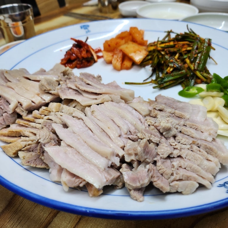 왕노미족발 이미지