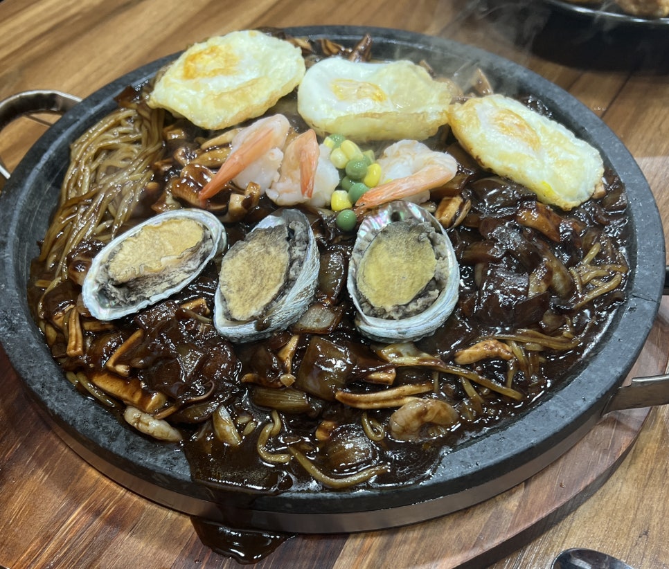 구석기돌짜장 이미지