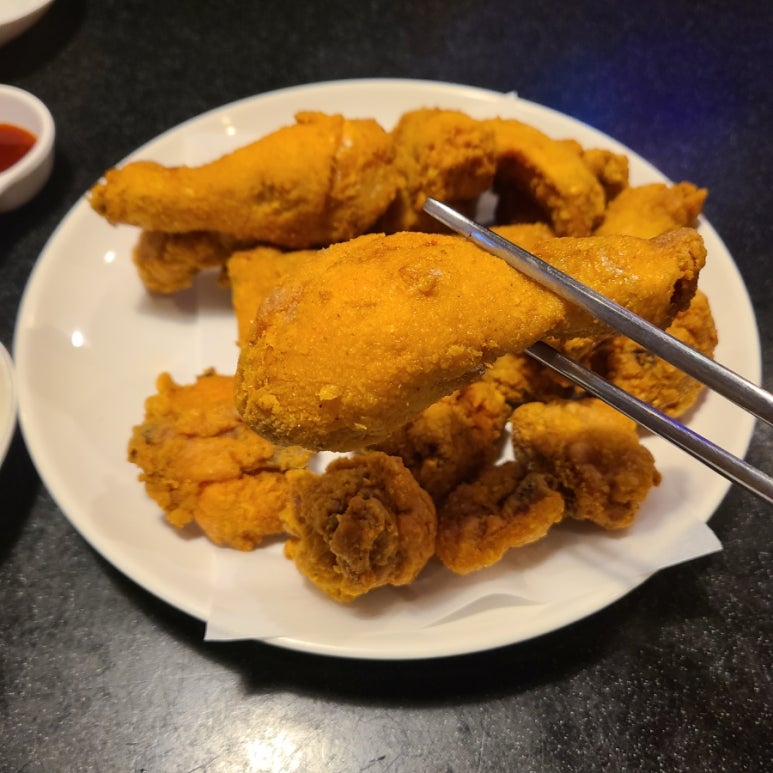 수세프치킨민둥산점 이미지