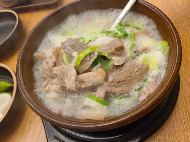 명동순대국밥 이미지