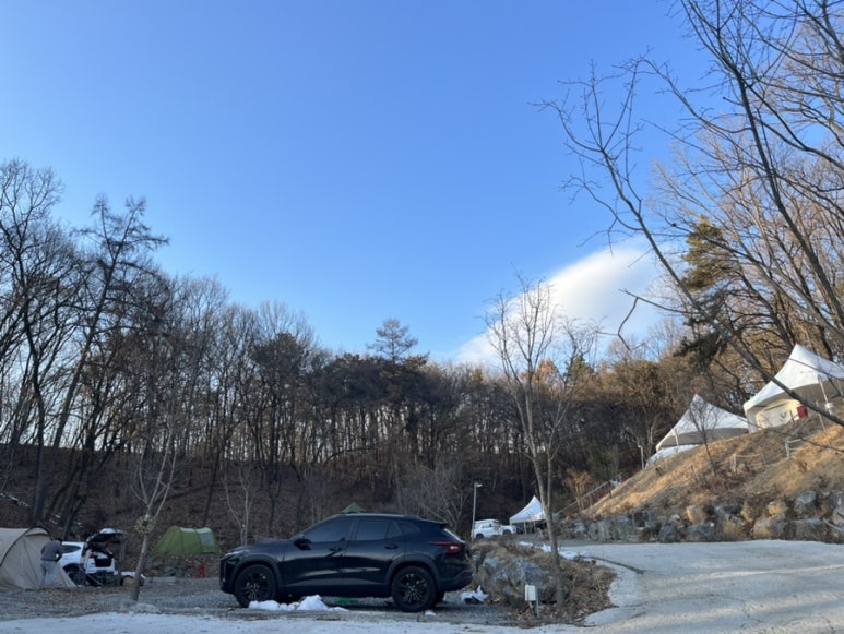 더 봄날 캠핑장 이미지