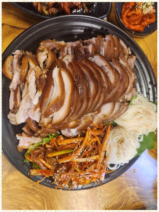 돈족발 이미지