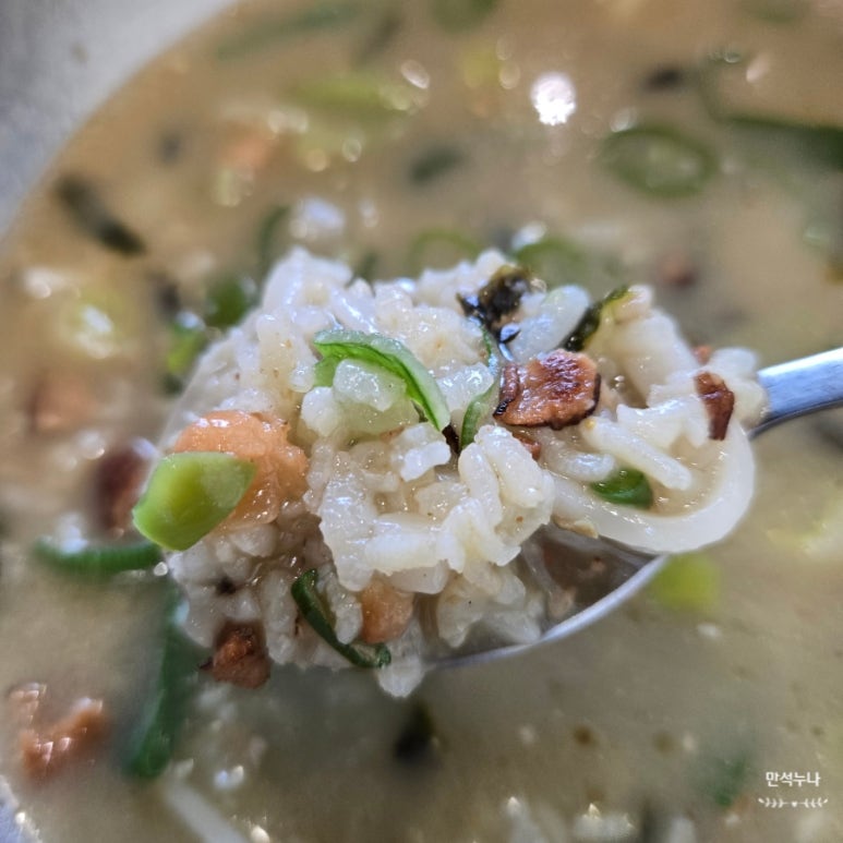 돌담칼국수 이미지