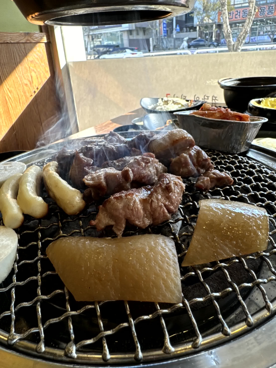 소먹고돼지먹고 이미지