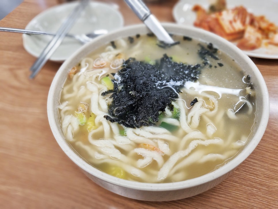 토마루해물칼국수 이미지