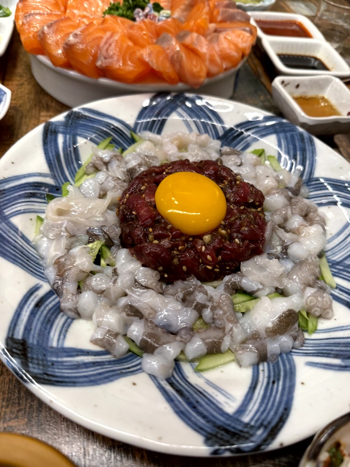 풍성한횟집 이미지