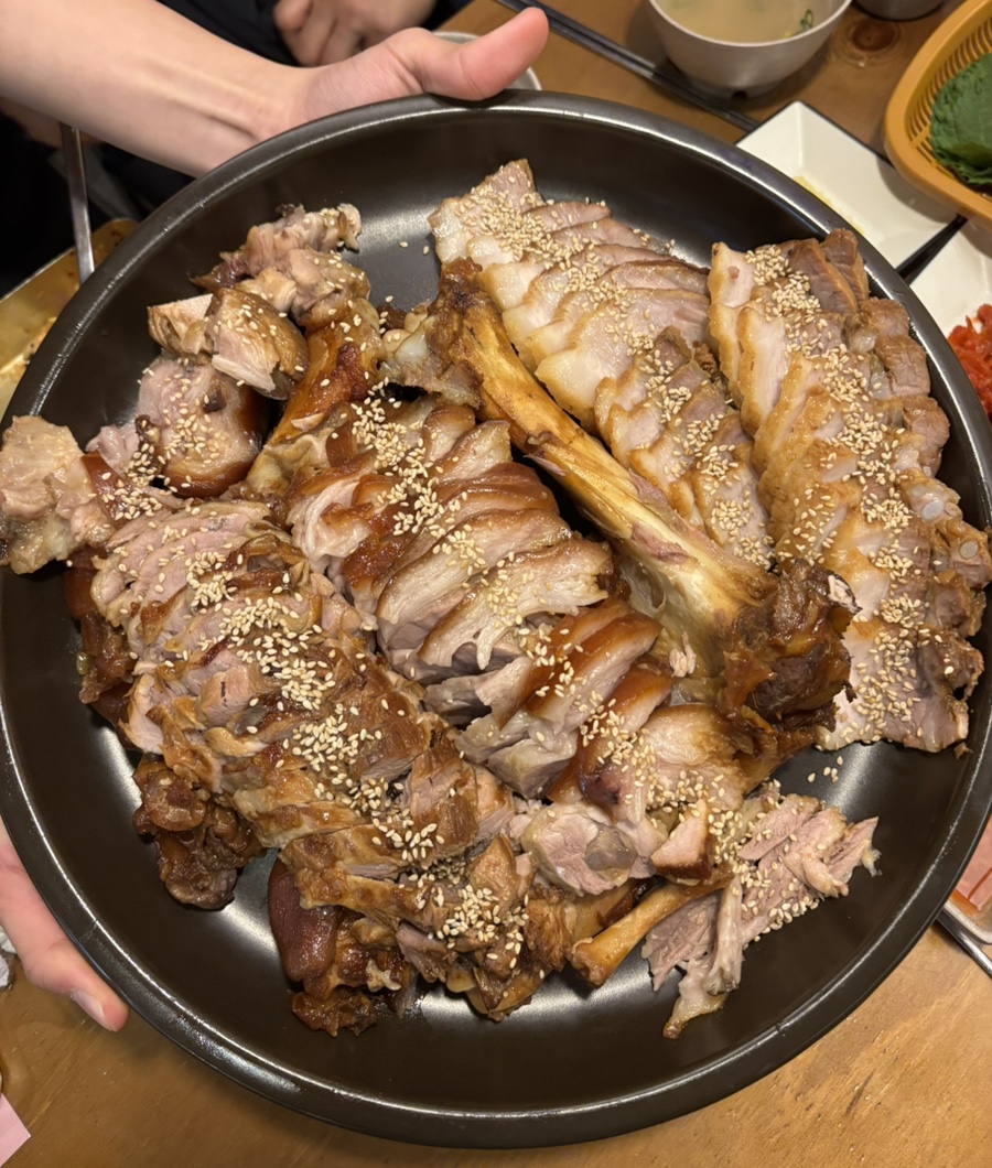 무청감자탕족발야시장천안터미널점 이미지