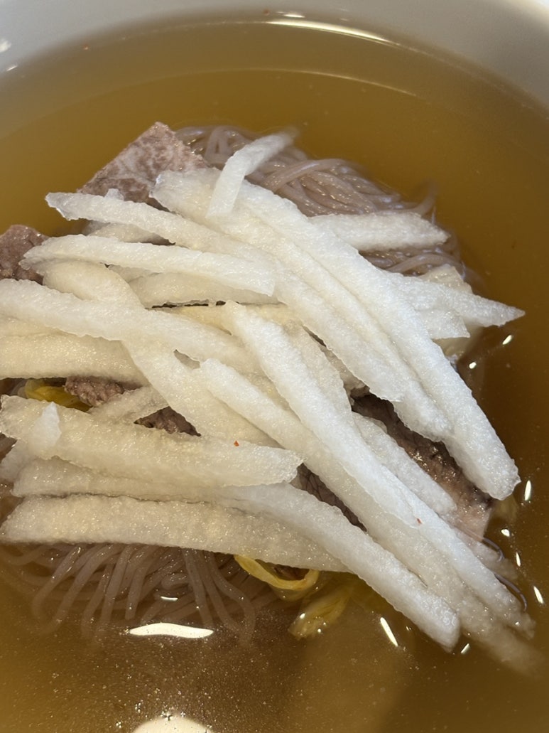 평양냉면 이미지