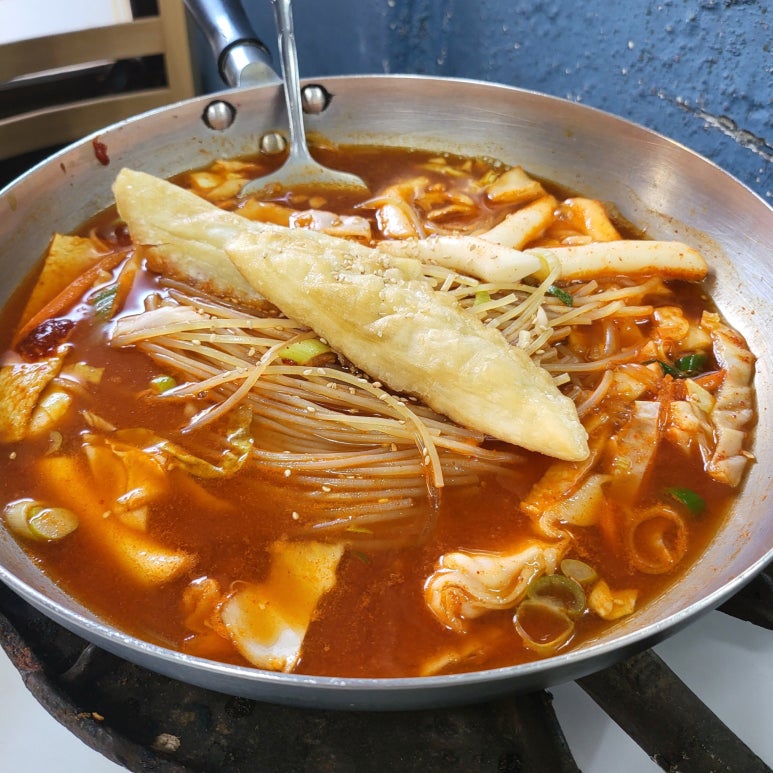 멕스칸떡볶이 이미지