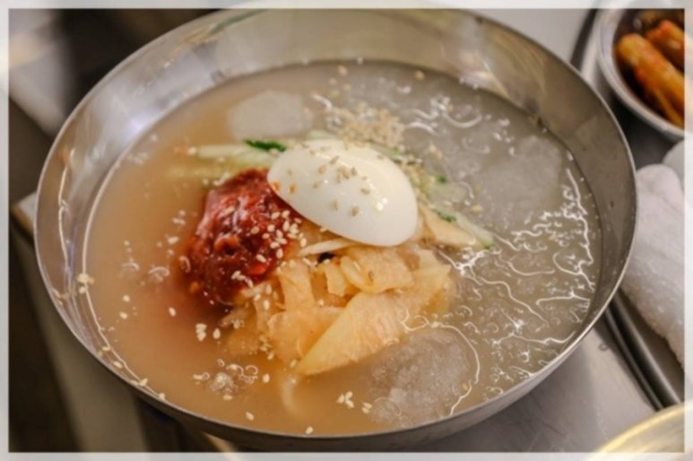 목구멍가로수길점 이미지
