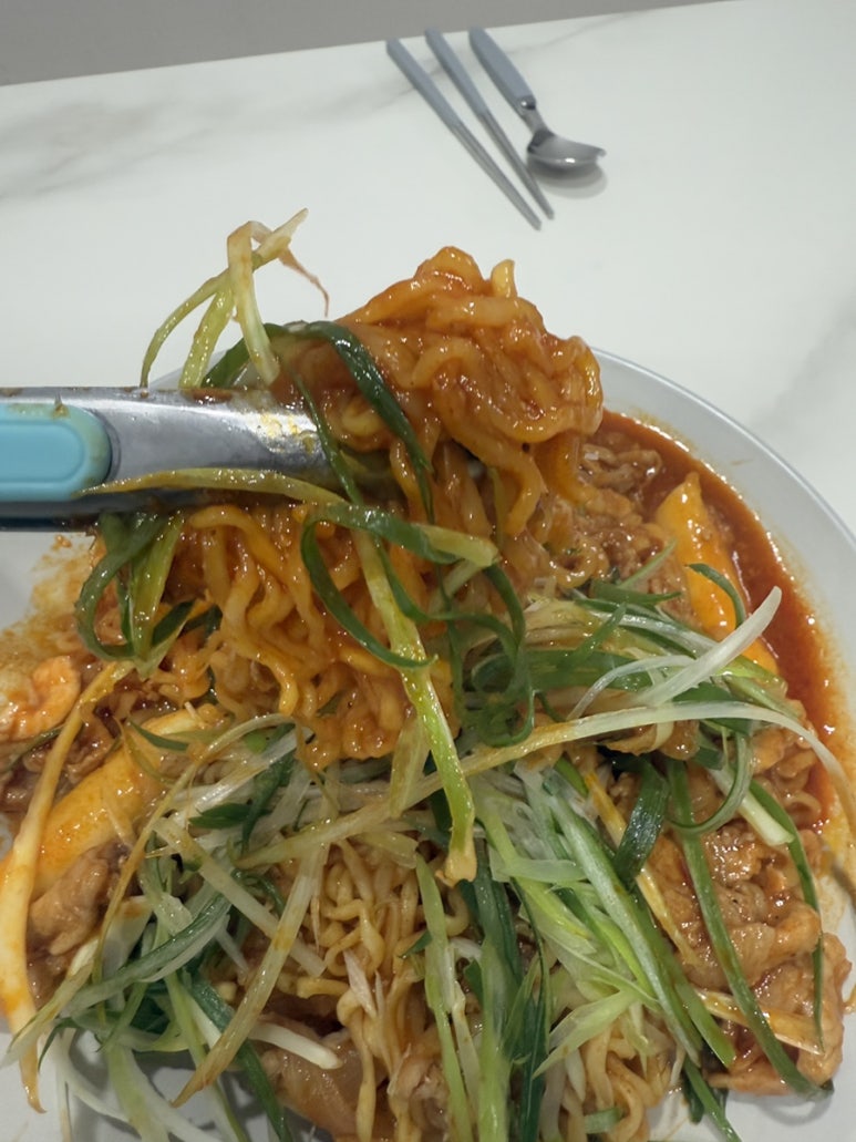 제육볶이 이미지