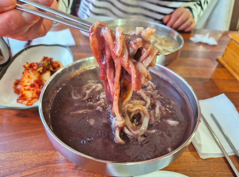 전라도옛맛손팥칼국수 이미지