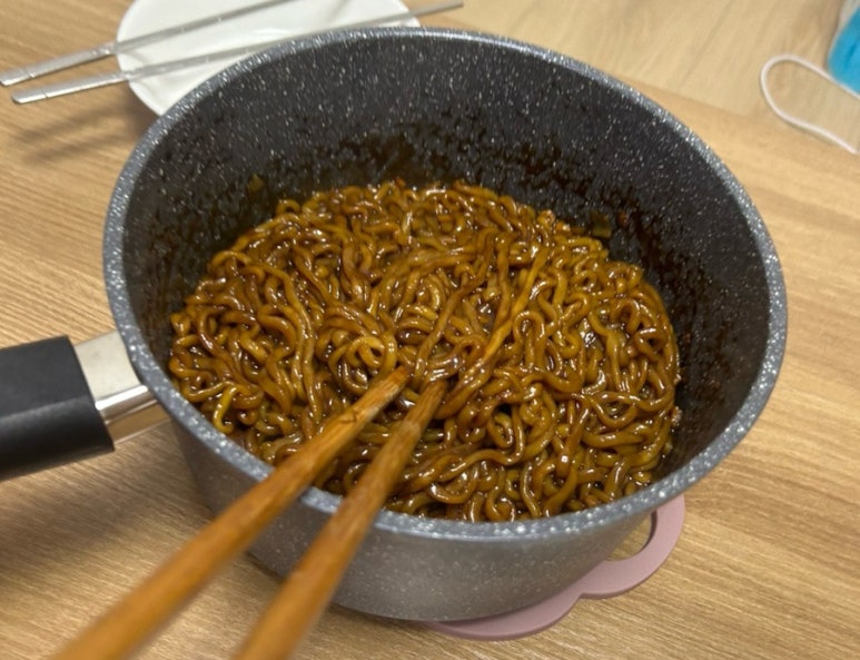 왓두유 이미지