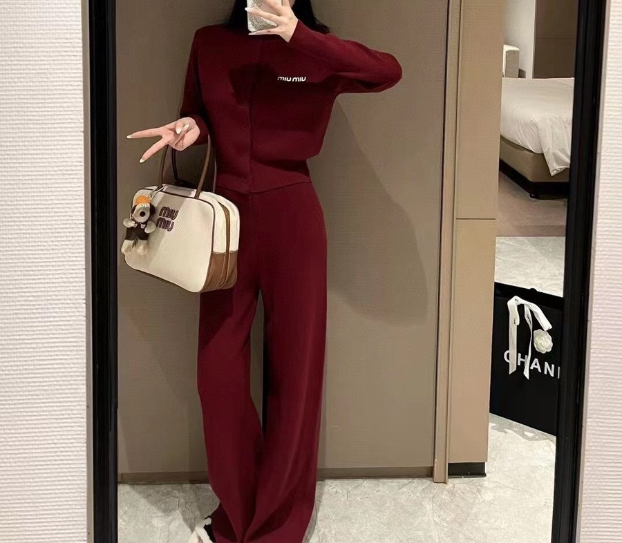 뮤뮤 이미지