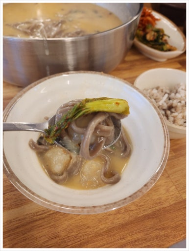 옹심이칼국수 이미지