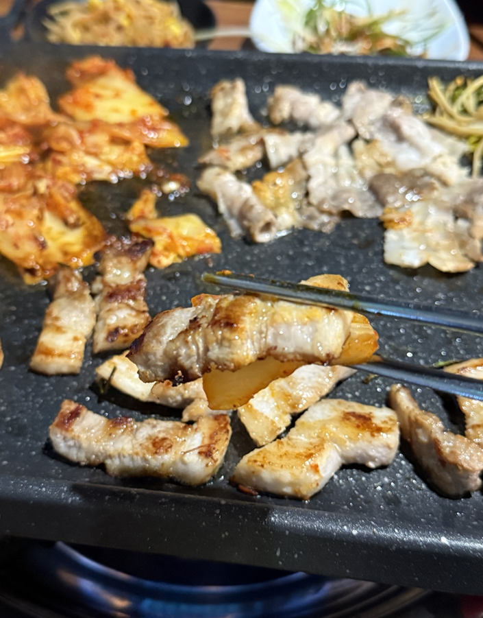 대패어때 이미지