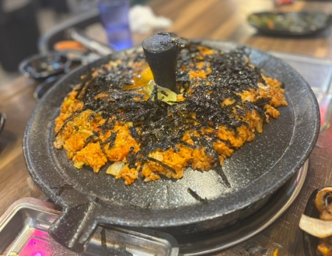 동산 솥뚜껑삼겹살 이미지