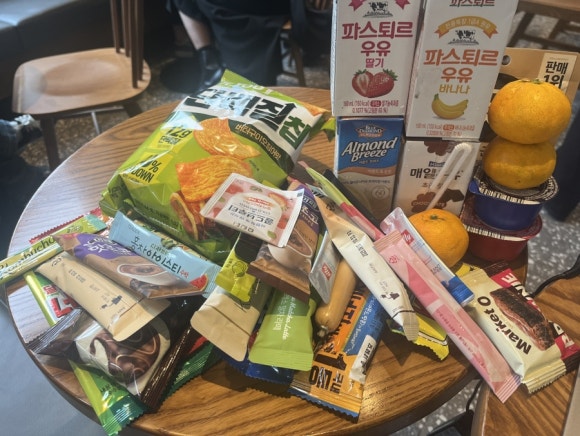 깐부치킨충정로역점 이미지