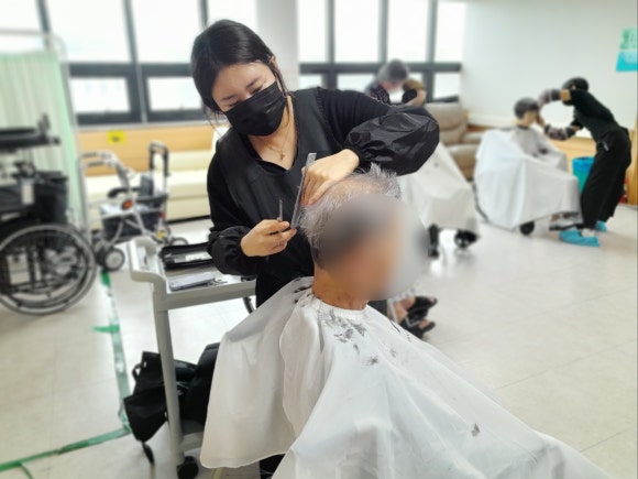 헤어공작소 이미지