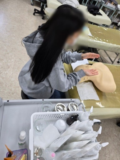 나레스트뷰티아카데미미용학원 이미지