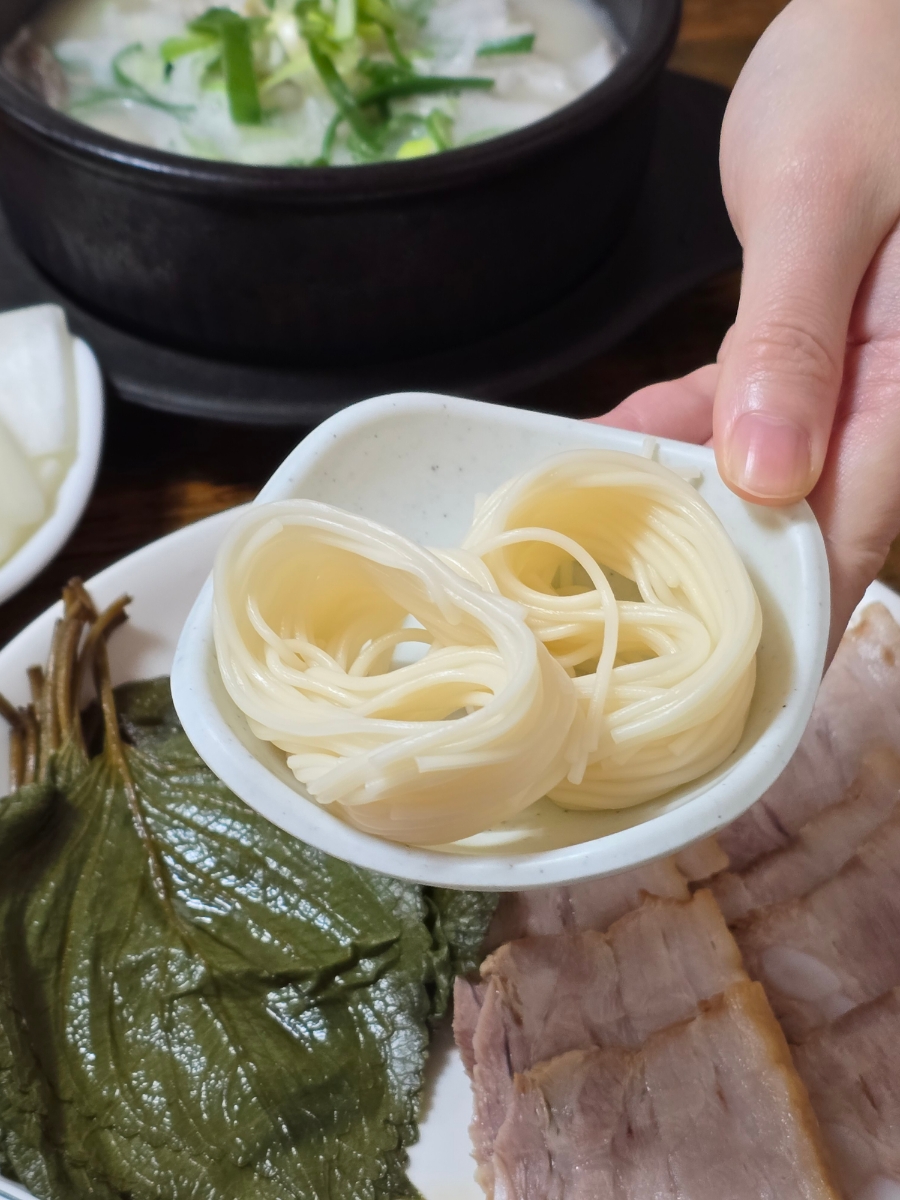 삼천포돼지국밥 이미지