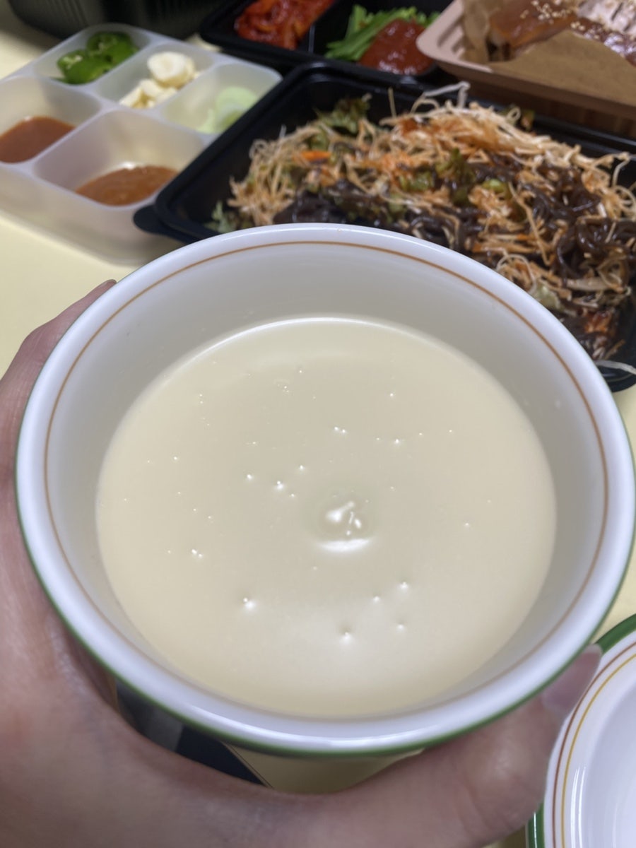 홍천향족발 이미지