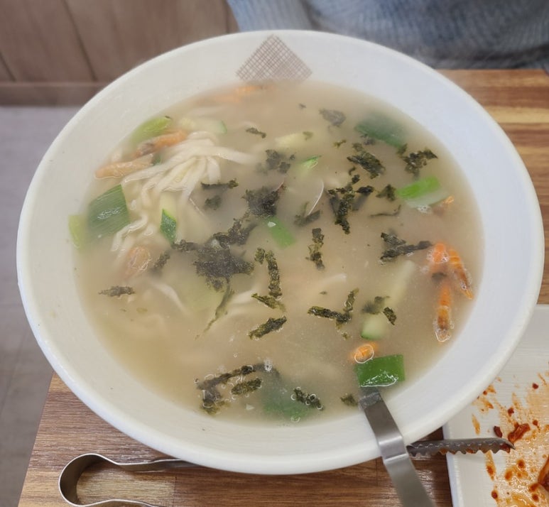 원지손칼국수손만두 이미지