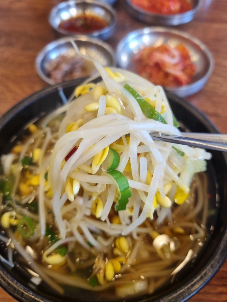 콩나물국밥 이미지