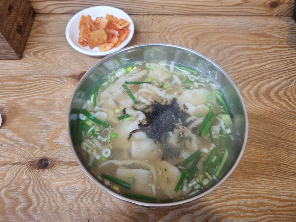 두실칼국수 이미지