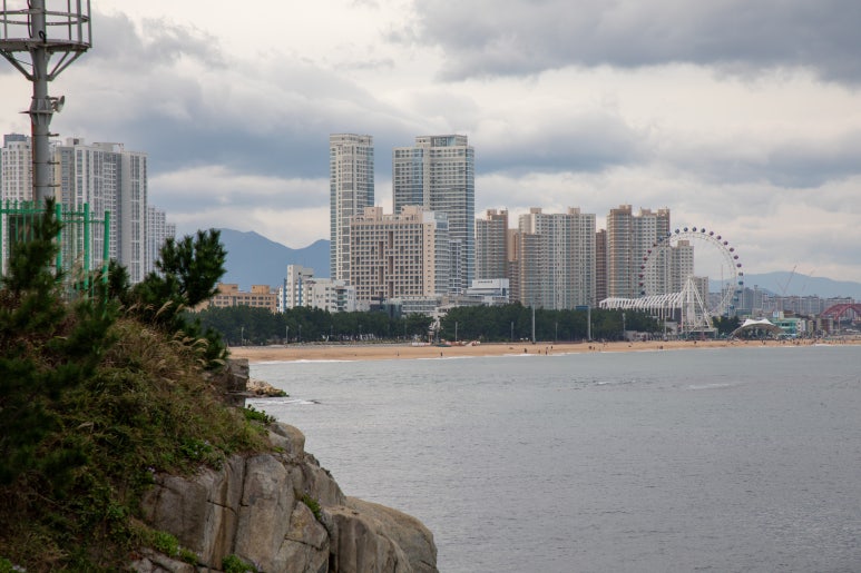 Oeongchi Beach Trail