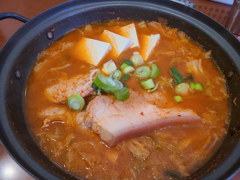 백채김치찌개 망월사역점 이미지