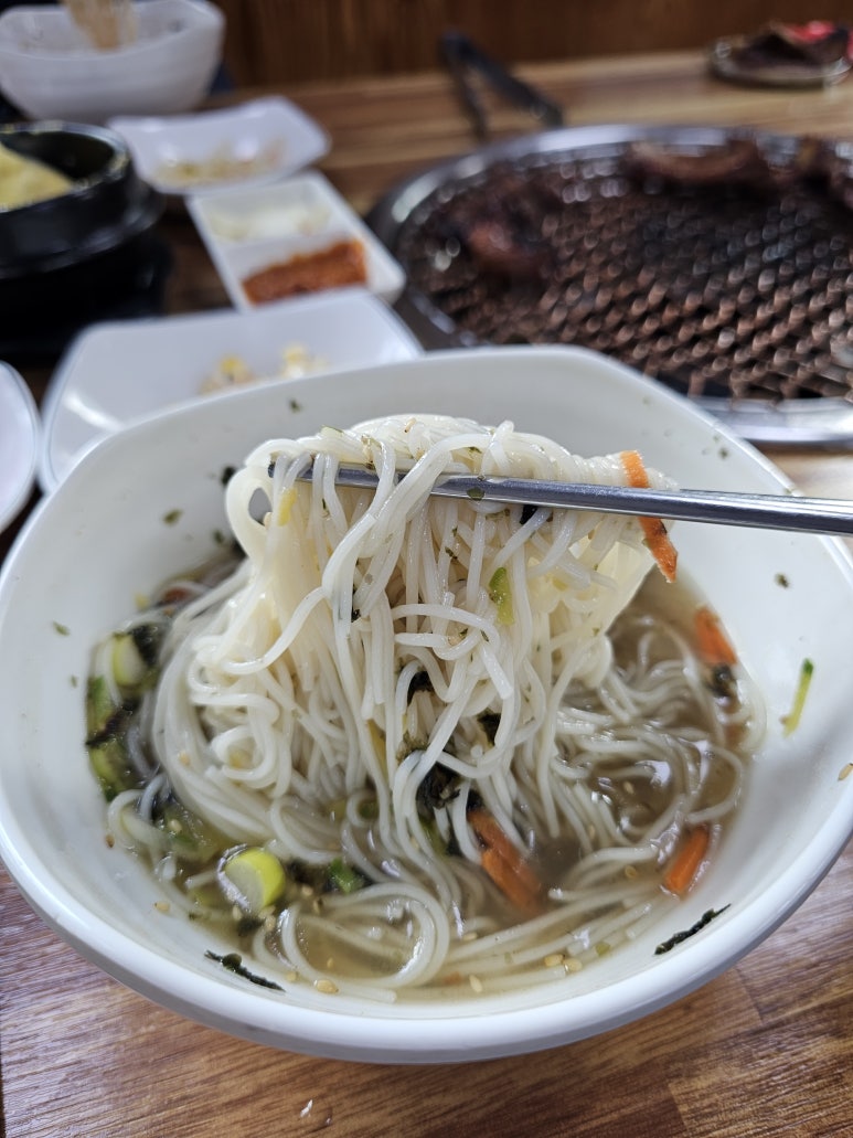 유구숯불갈비 이미지