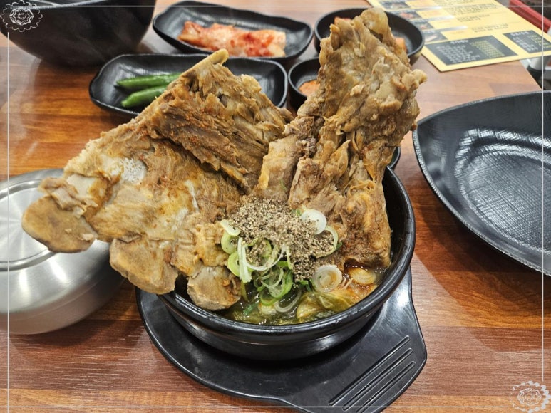 소문난 감자탕 뼈해장국 이미지