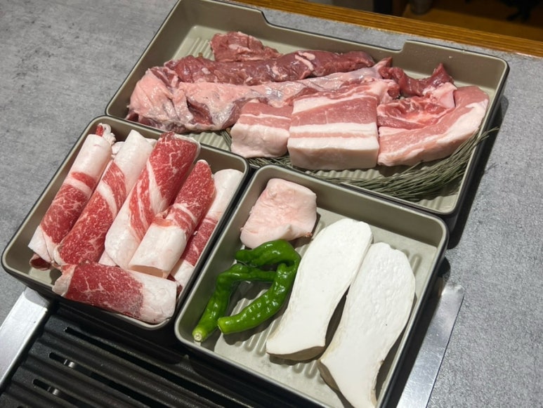 송진관숯불구이 이미지
