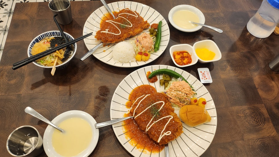 수다경양식돈까스 이미지