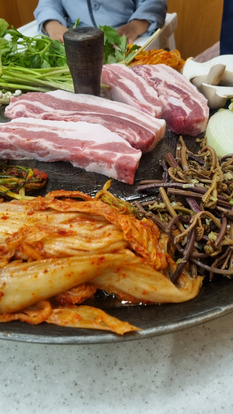 싹쓰리솥뚜껑 김치삼겹살 민락1지구점 이미지