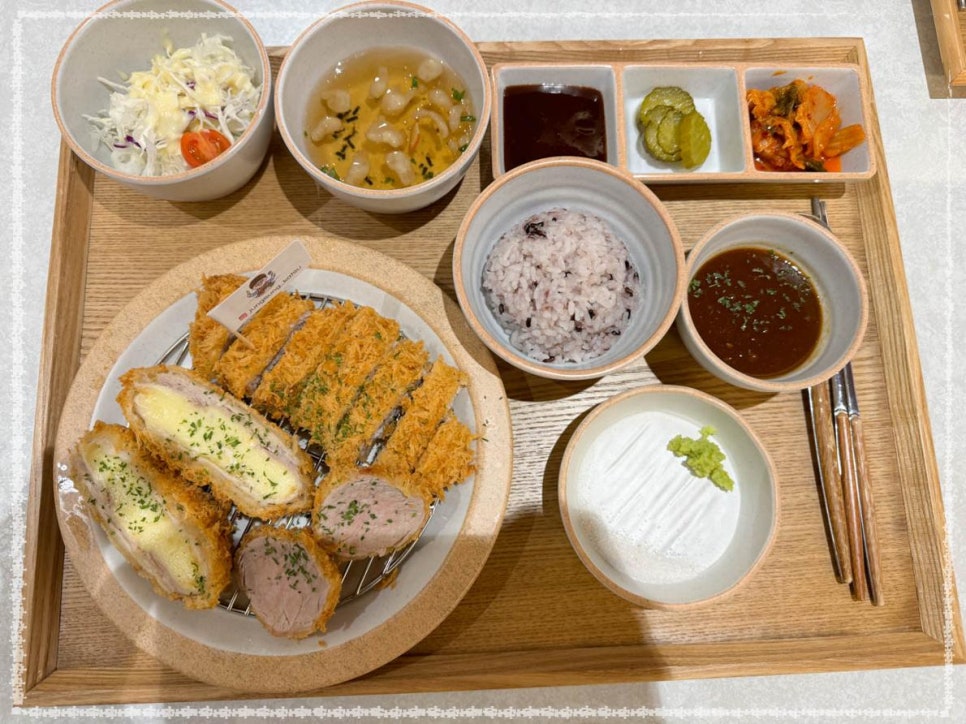 정성카츠 이미지