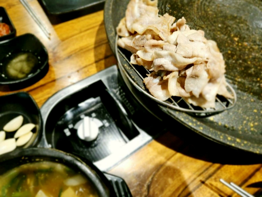지리산흑돼지 이미지
