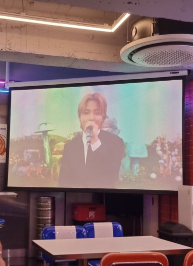 노모어피자 홍대점 이미지