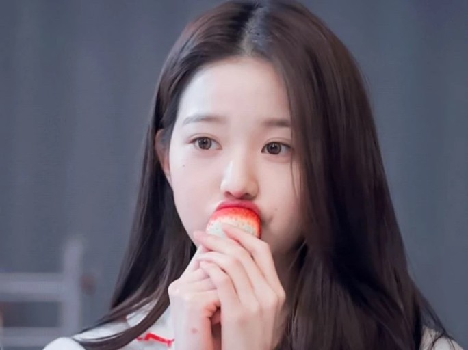 딸기카페 이미지