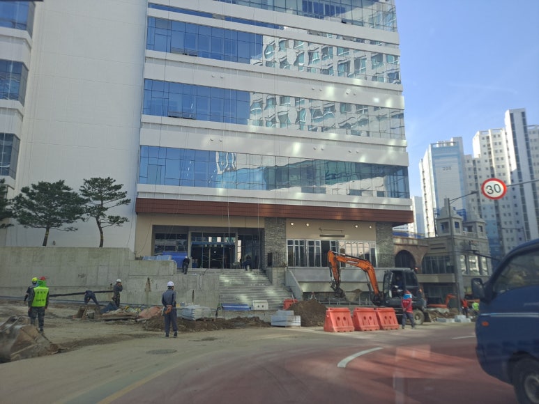 (주)알앤씨솔루션 이미지