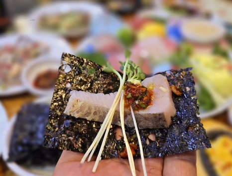 흑산도회식당 이미지