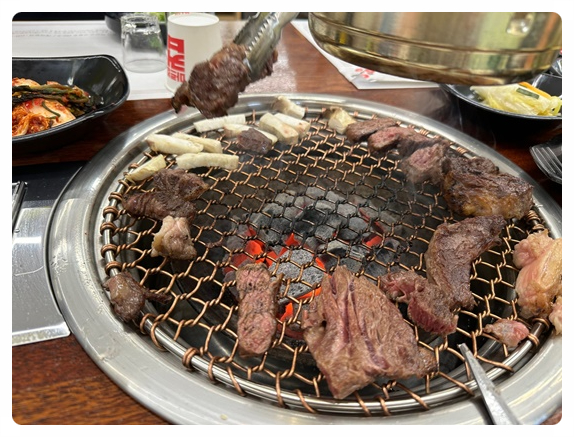 윤가네식당 이미지