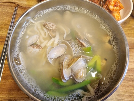 일품칼국수 이미지