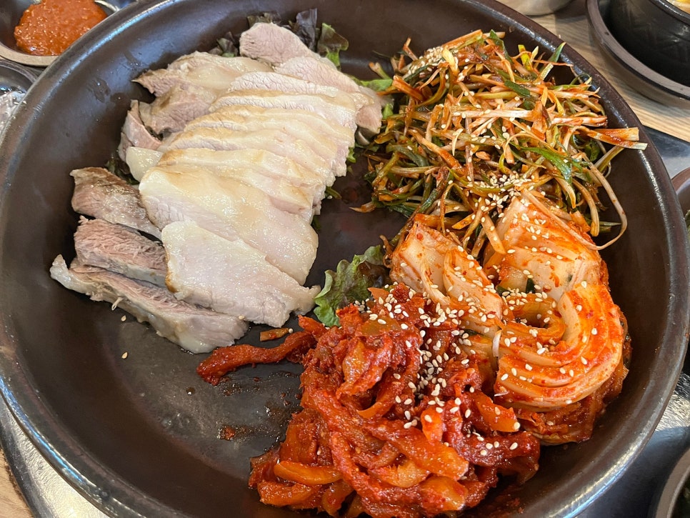 초원항아리보쌈 이미지